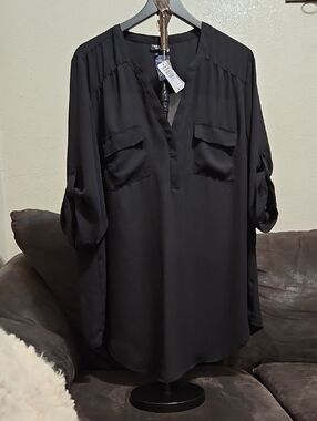 torrid Black V-Neck Tunic with Tab Sleeves and Flap Pockets
